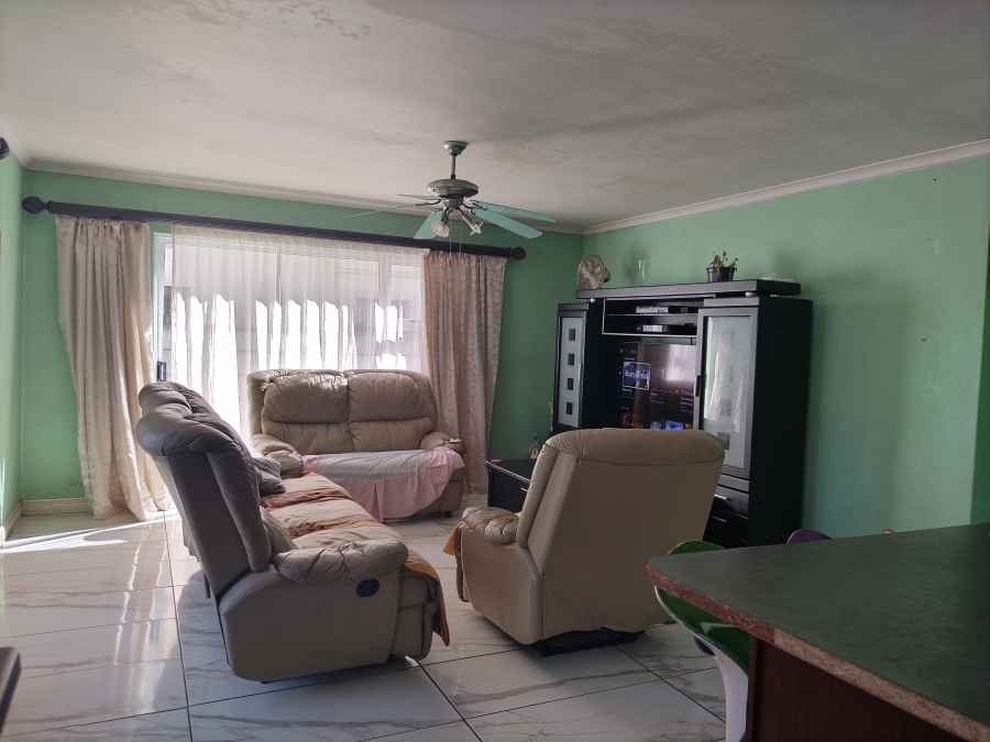 4 Bedroom Property for Sale in Parklands Western Cape